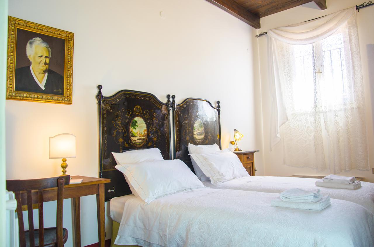 Bed and Breakfast Antica Casa Cristofori Usini Zewnętrze zdjęcie