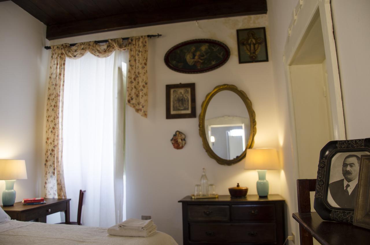 Bed and Breakfast Antica Casa Cristofori Usini Zewnętrze zdjęcie